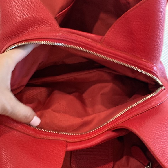 COACH Pebbled Red Leather Edie 31 Tote with original dust bag - Picture 12 of 17